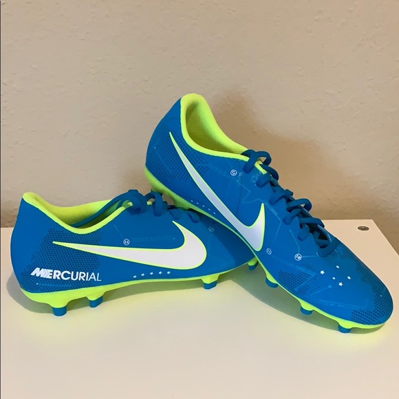 Nike Shoes - Brand New Nike Soccer Cleats